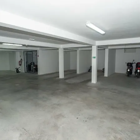 Arena 5-stars Premium-accommodation ماكارسكا